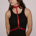 Harnais de poitrine en cuir Rouge